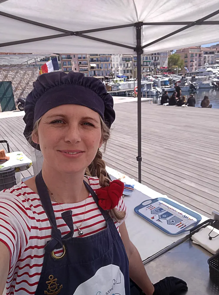 Photo de la Cheffe de "La bonne pêche de Cannes"